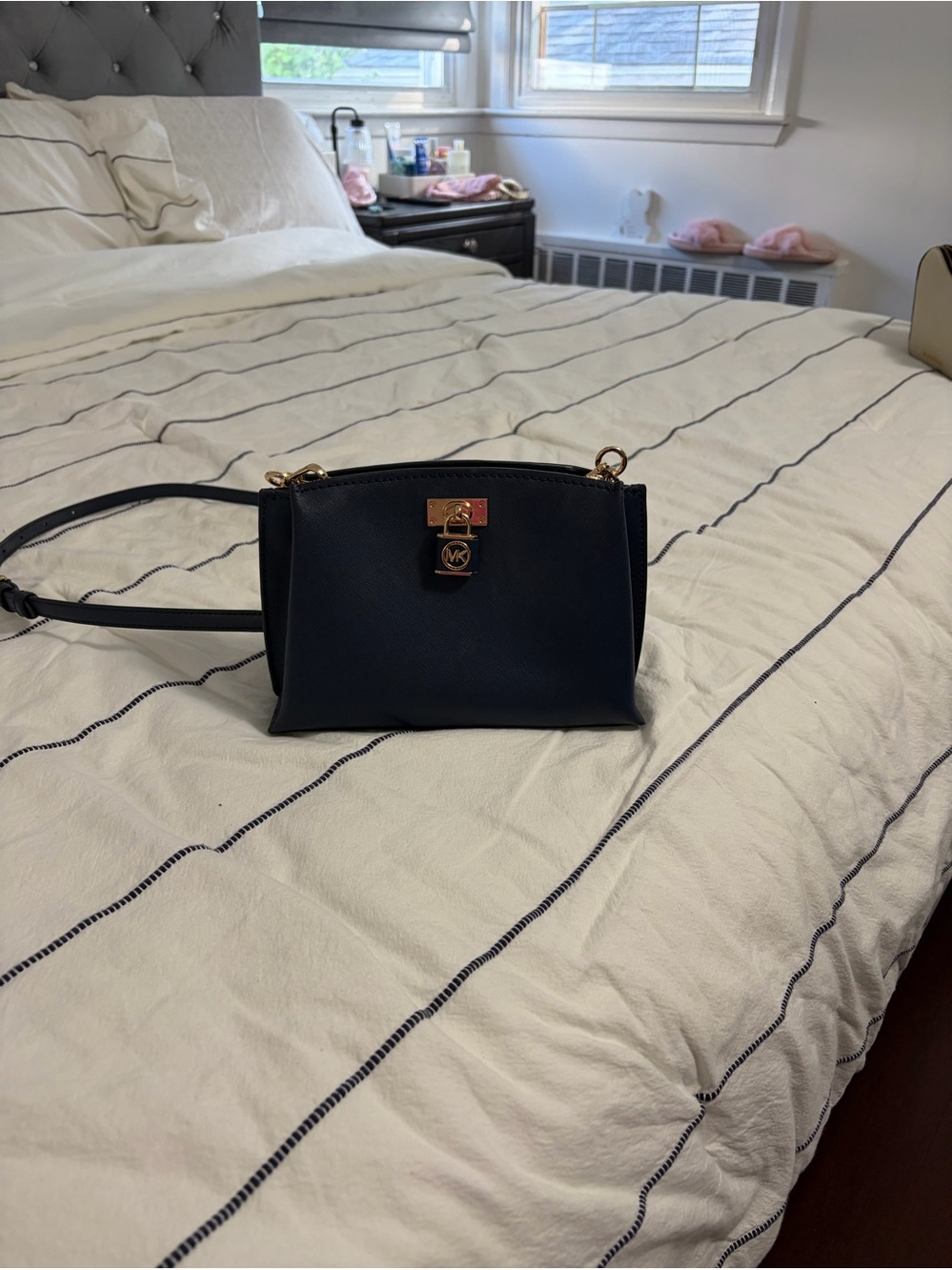 Michael Kors Navy Blue Gold Chain Crossbody Bag- Gorgeous!